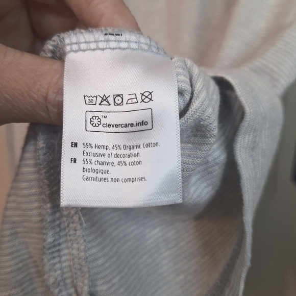 NWT Tentree Moraine SS top med grey white stripe shortsleeve mock neck hemp top - Picture 6 of 8
